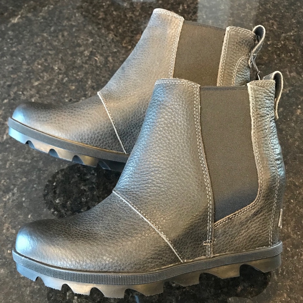 New Sorel Joan of Arctic Wedge II Chelsea Boots, Charcoal Grey Ankle Booties